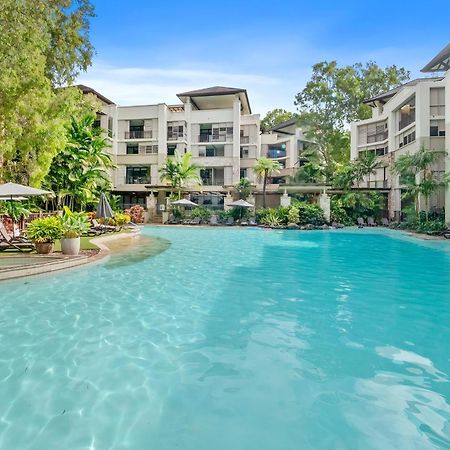 Private Apartments In The Temple Beachfront Resort Palm Cove Luaran gambar